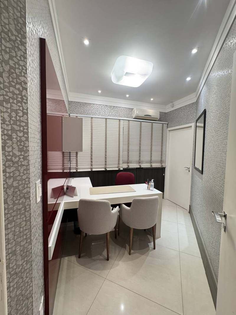 Sala 1 — Consultório Equipado