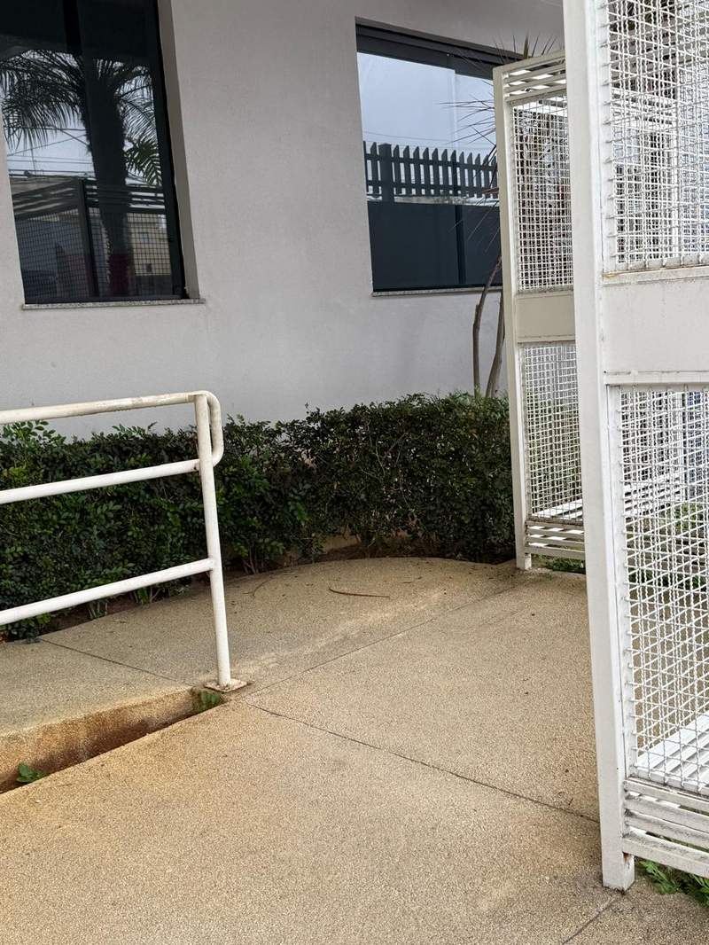 Rampa de Acesso & Estacionamento 3